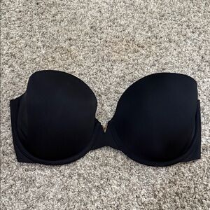 Elegant Black VS Strapless Bra